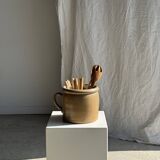 Large stoneware pot with handle H17.5