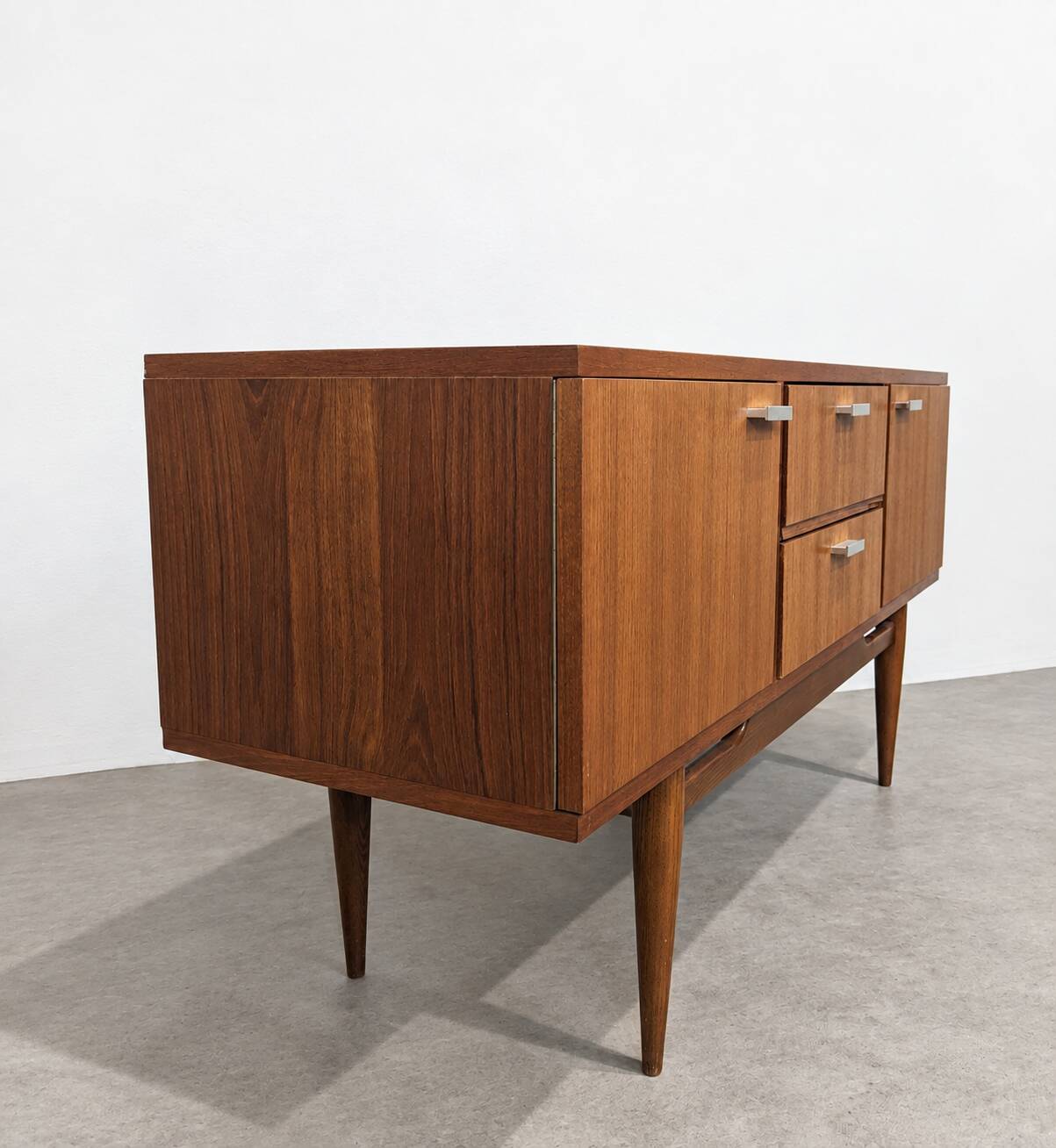 Enfilade scandinave vintage des années 60