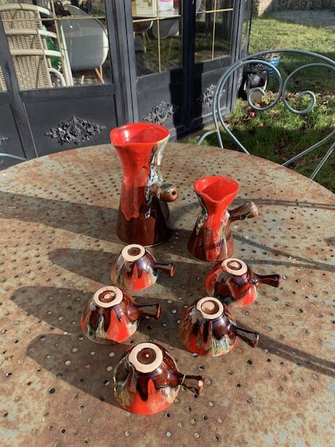 Chocolate or coffee service