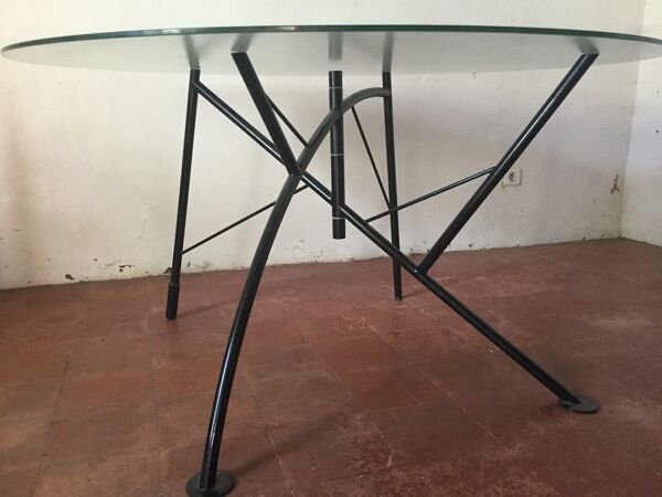Table Dole Melipone de philippe starck, 1982, pieds noirs et verre