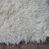 Wool rug 190 x 180 cm