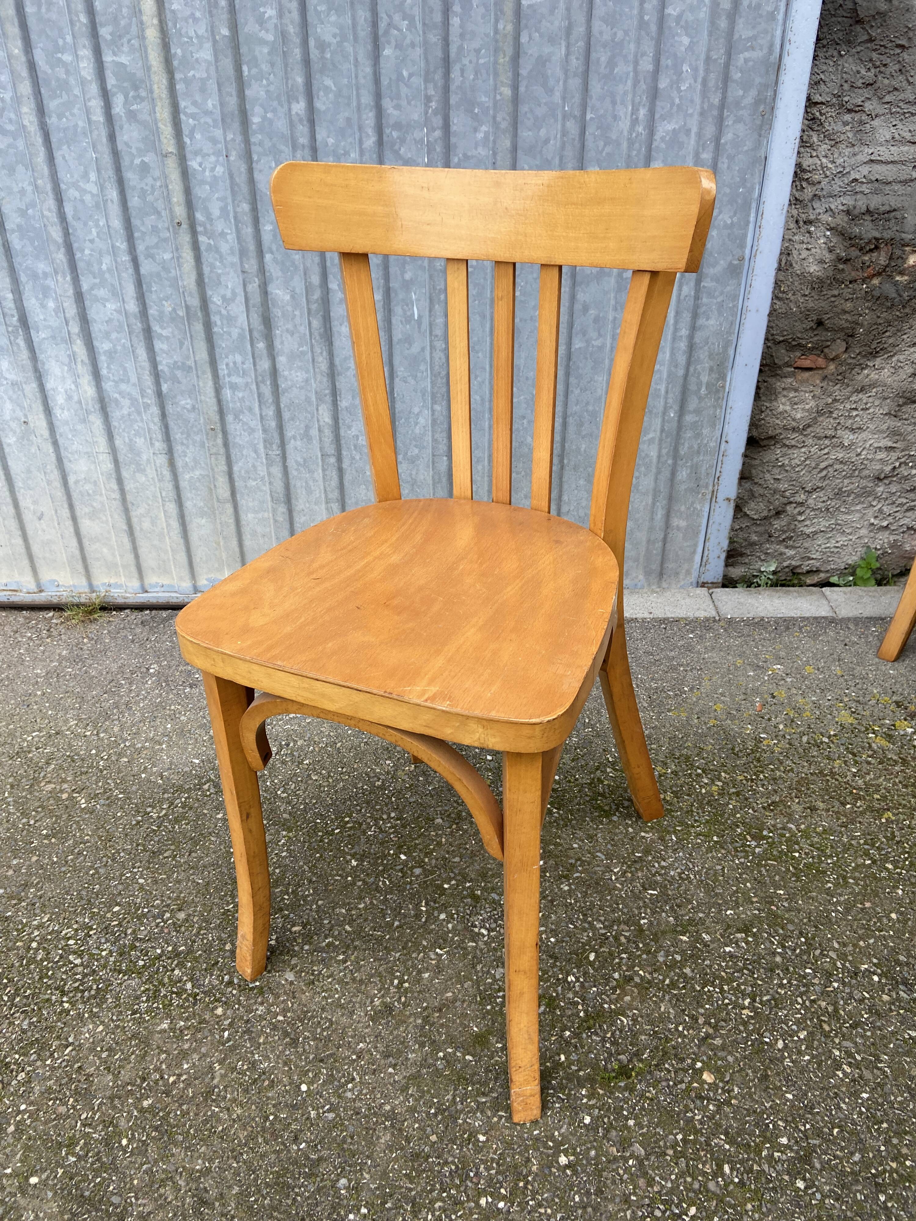 Lot of 50 mismatched bistro chairs french Restaurant THonet curved wood