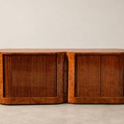 Buffet vintage à portes tambour en loupe de bois