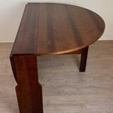 Large oval Gateleg folding table with two leaves in Rio rosewood