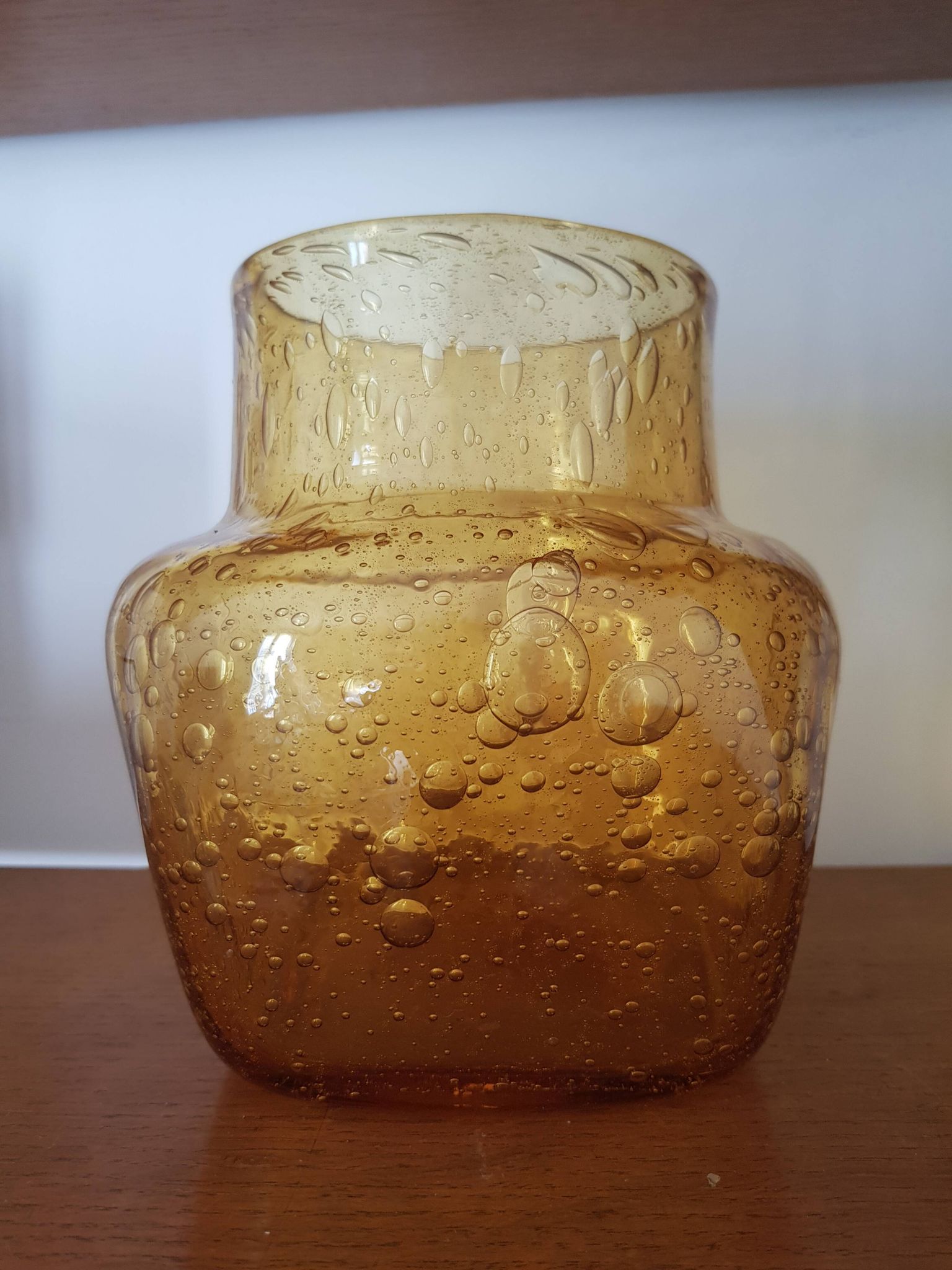 Vase en verre vintage