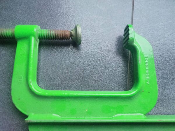 Lampe industrielle ciseaux accordéon