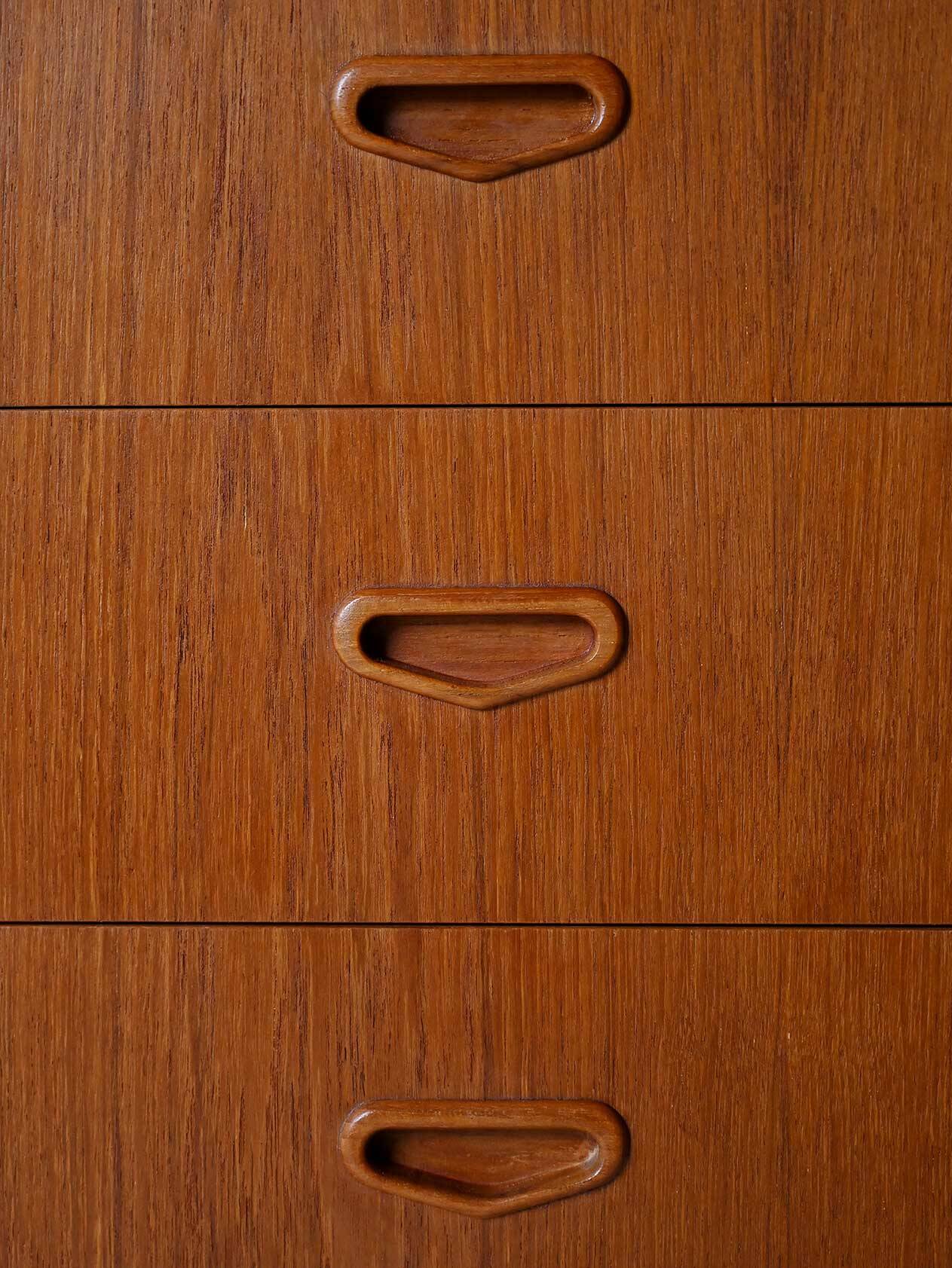 Commode scandinave en teck, années 1960