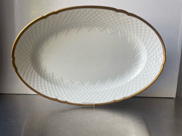 Plat oval par Bing & Grøndahl pour Royal Copenhagen
