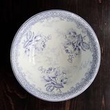 Old basin in white and purple earthenware - Floral decoration