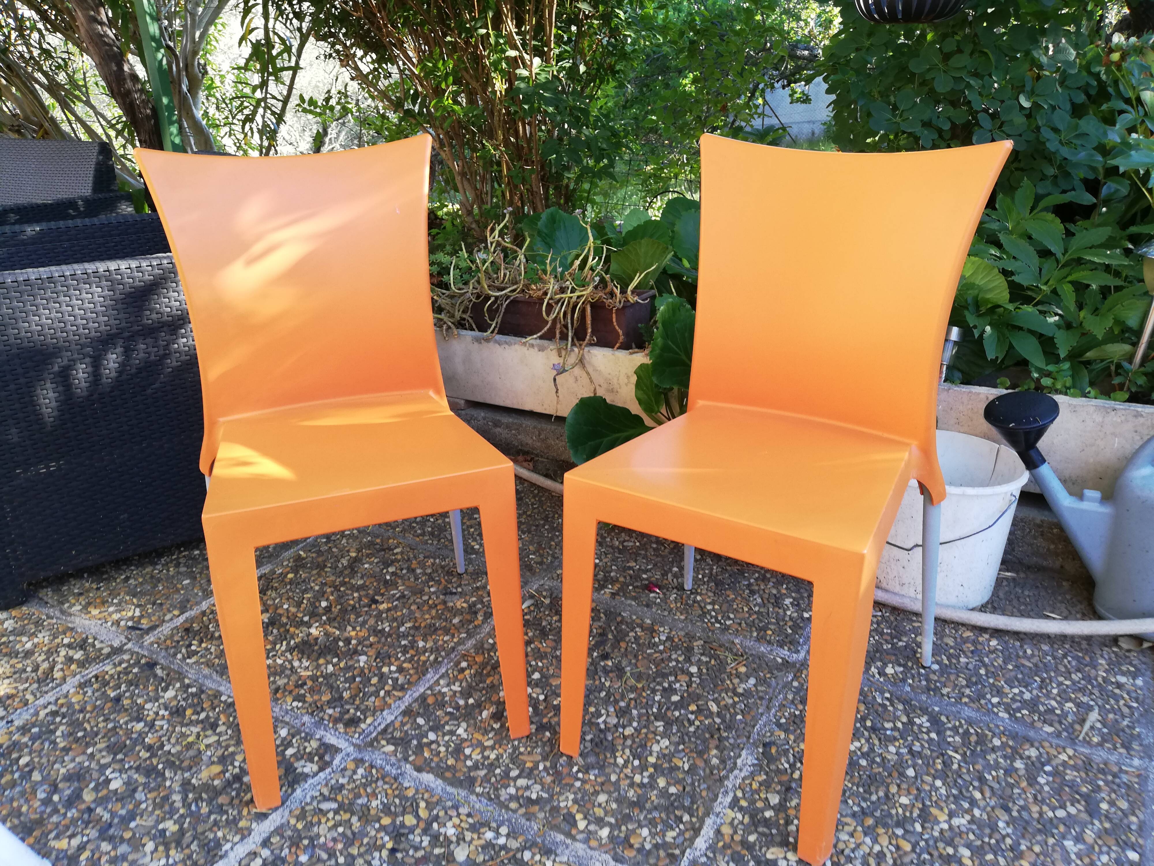 2 chairs by Robby Cantarutti