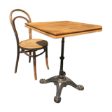 Table de bistrot