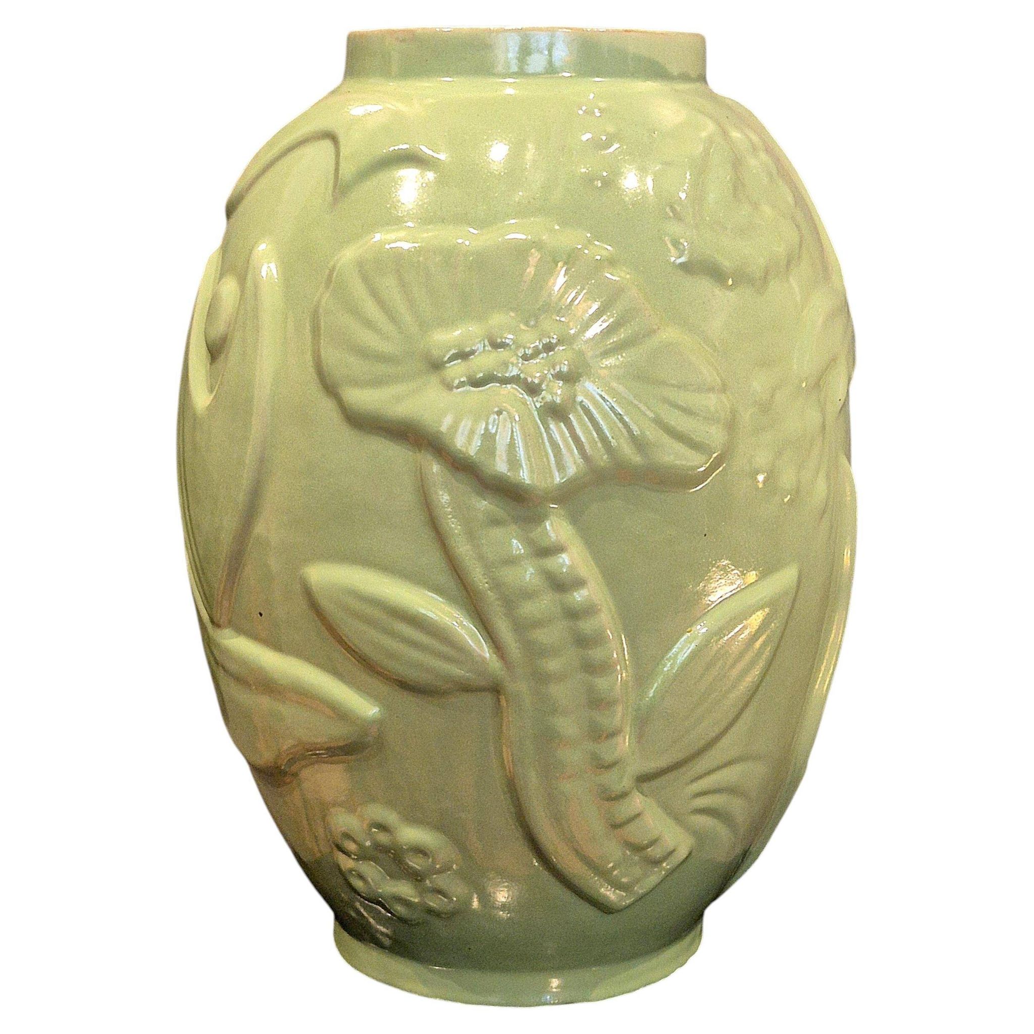 Grand vase en faïence à glaçure céladon/vert, suédois moderne