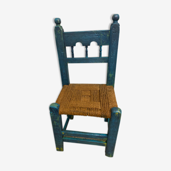 Chaise bohème en bois peint