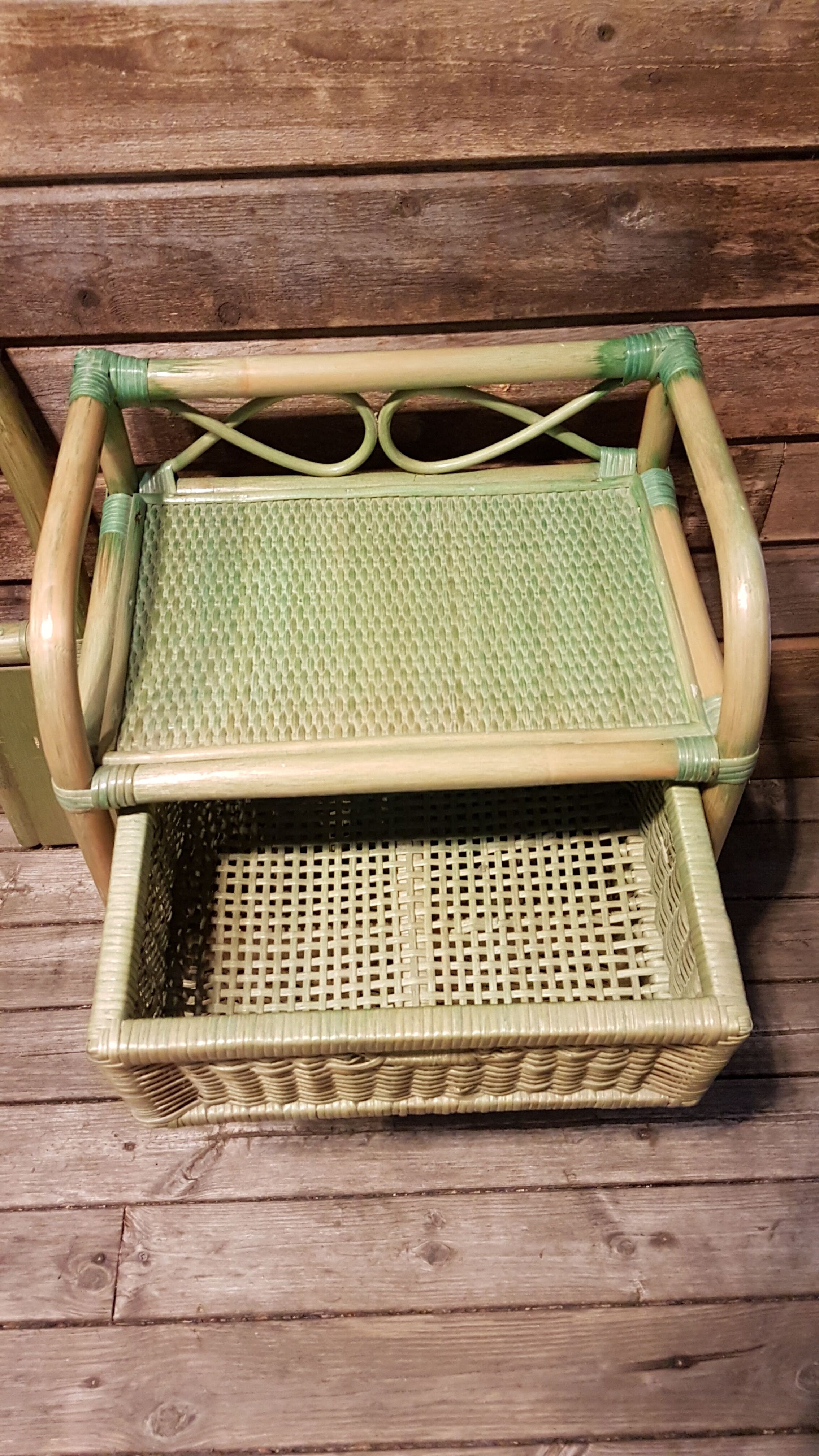 Bamboo headboard and its 2 bedsides