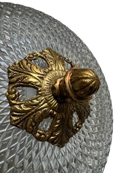 Ceiling light in glass and gold metal