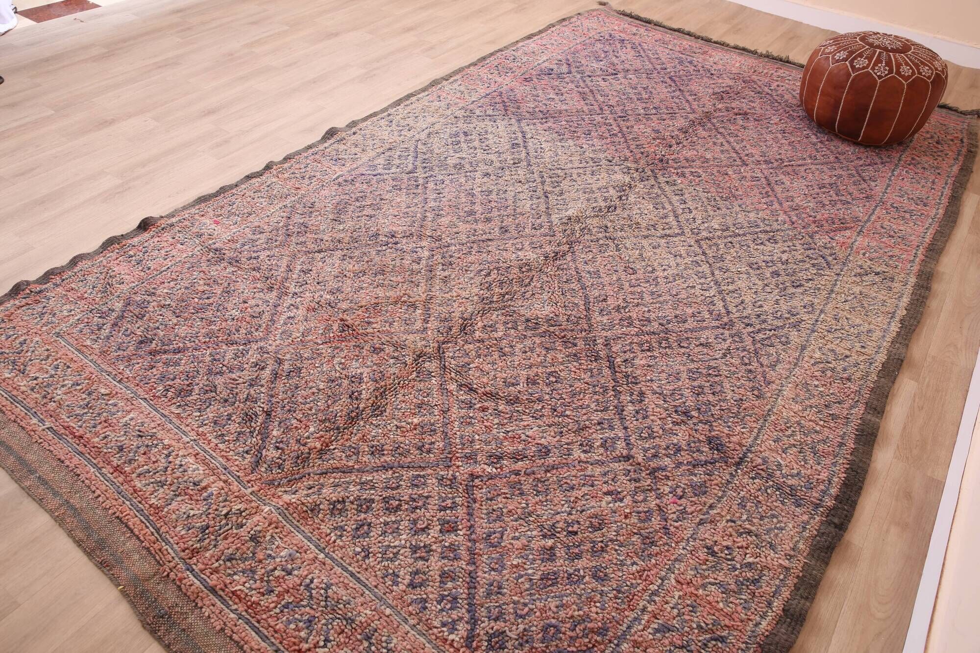 Authentic Vintage Moroccan Rug 203 x 352 cm, Berber Wool Rug, Bohemian Rug