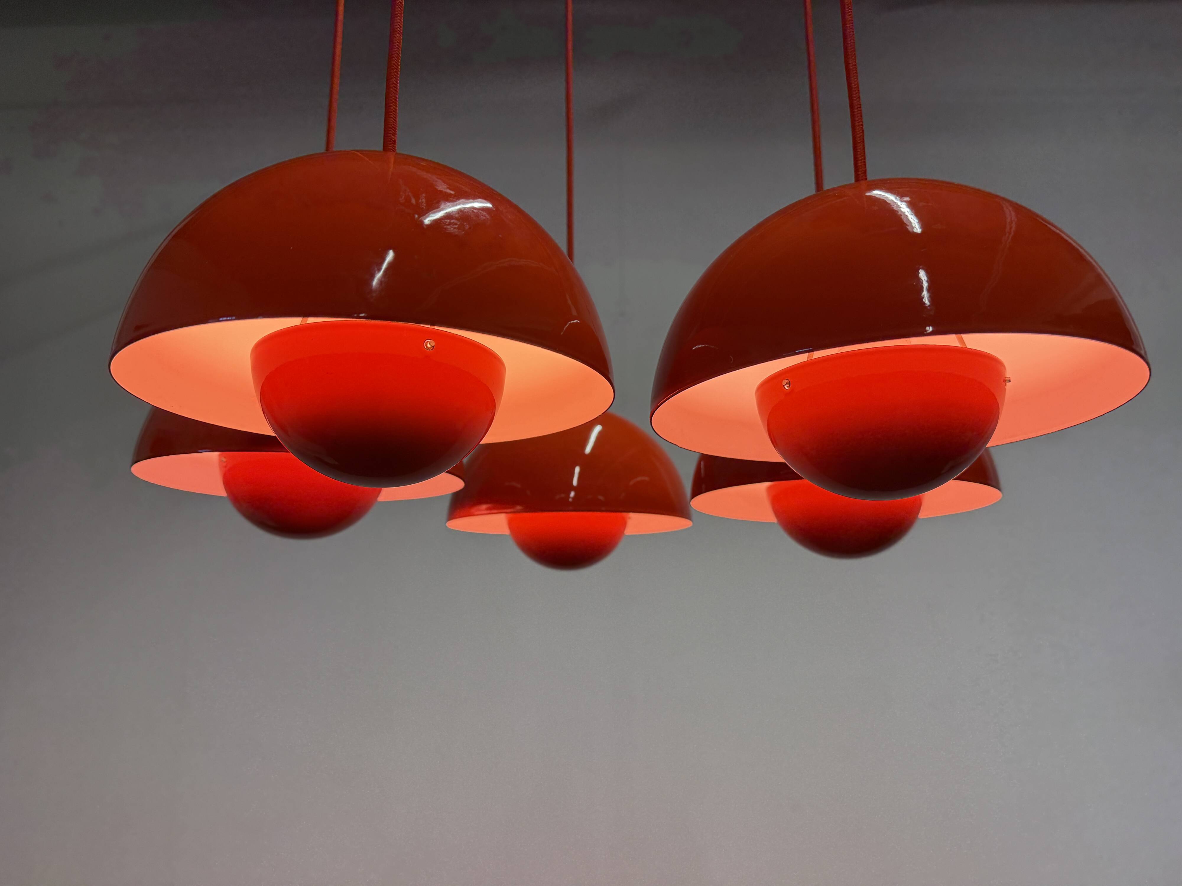 Verner Panton chandelier Flowerpot lamp