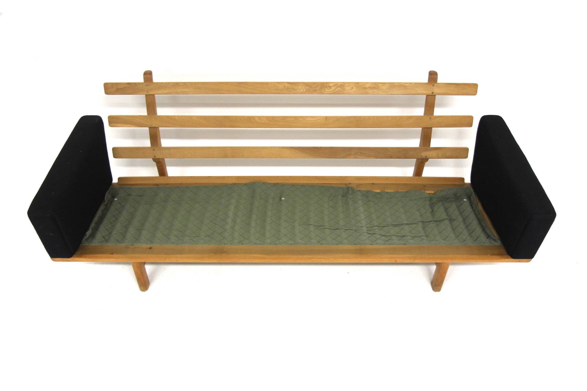 Scandinavian sofa "GE-236", Hans J. Wegner, Getama, Denmark, 1960