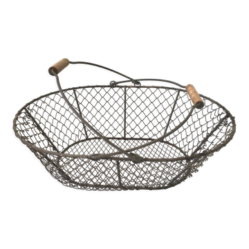 Panier en grillage et bois