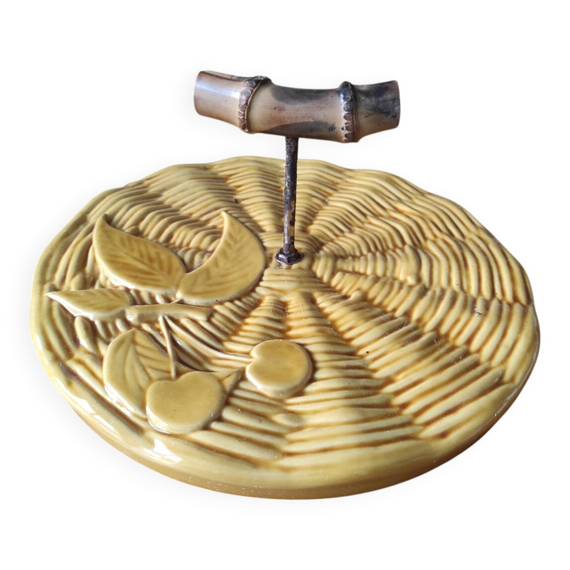 Ceramic cheese board with bamboo handle