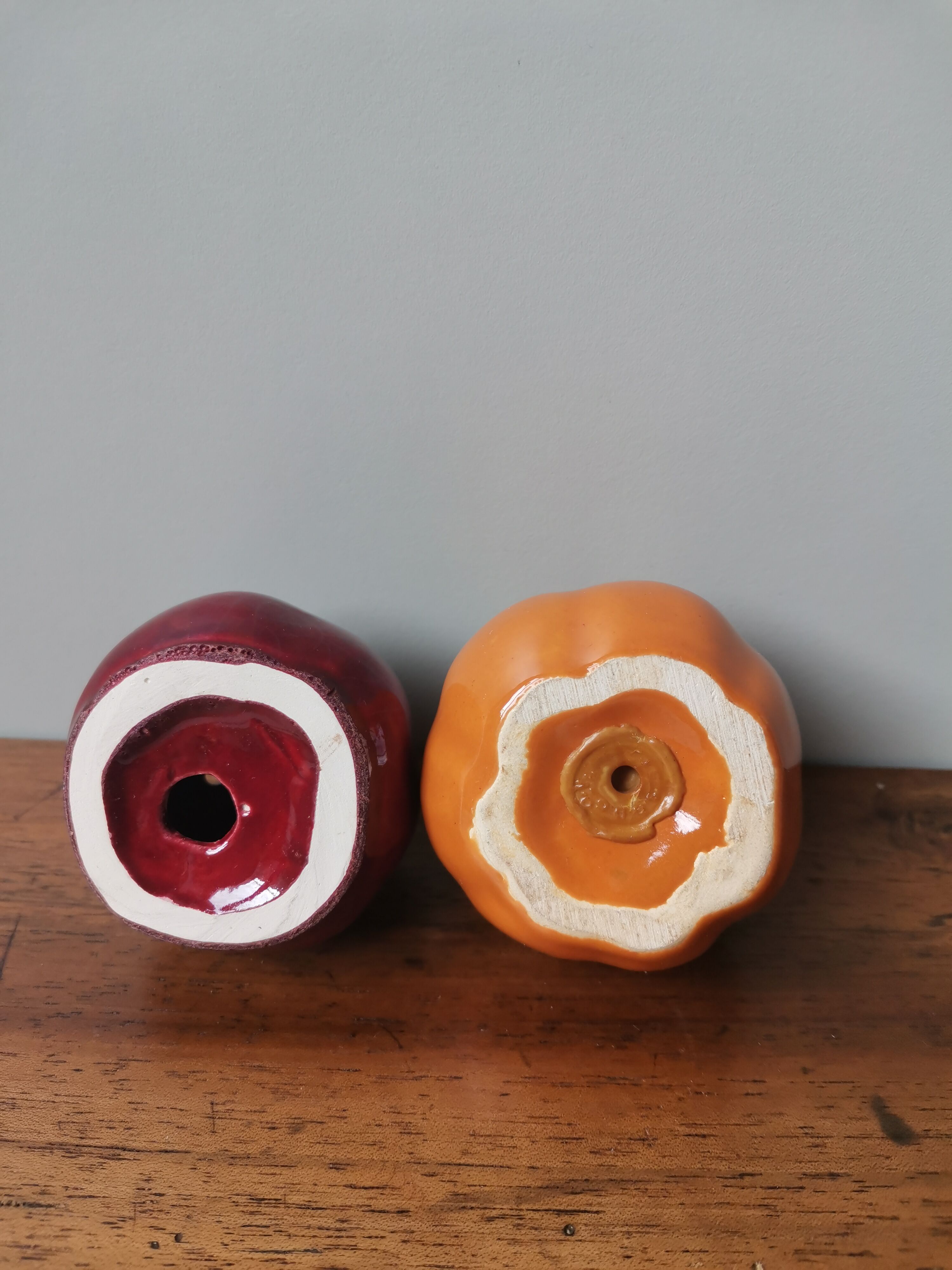 Salt shaker and pepper vintage ceramic slurry vegetables