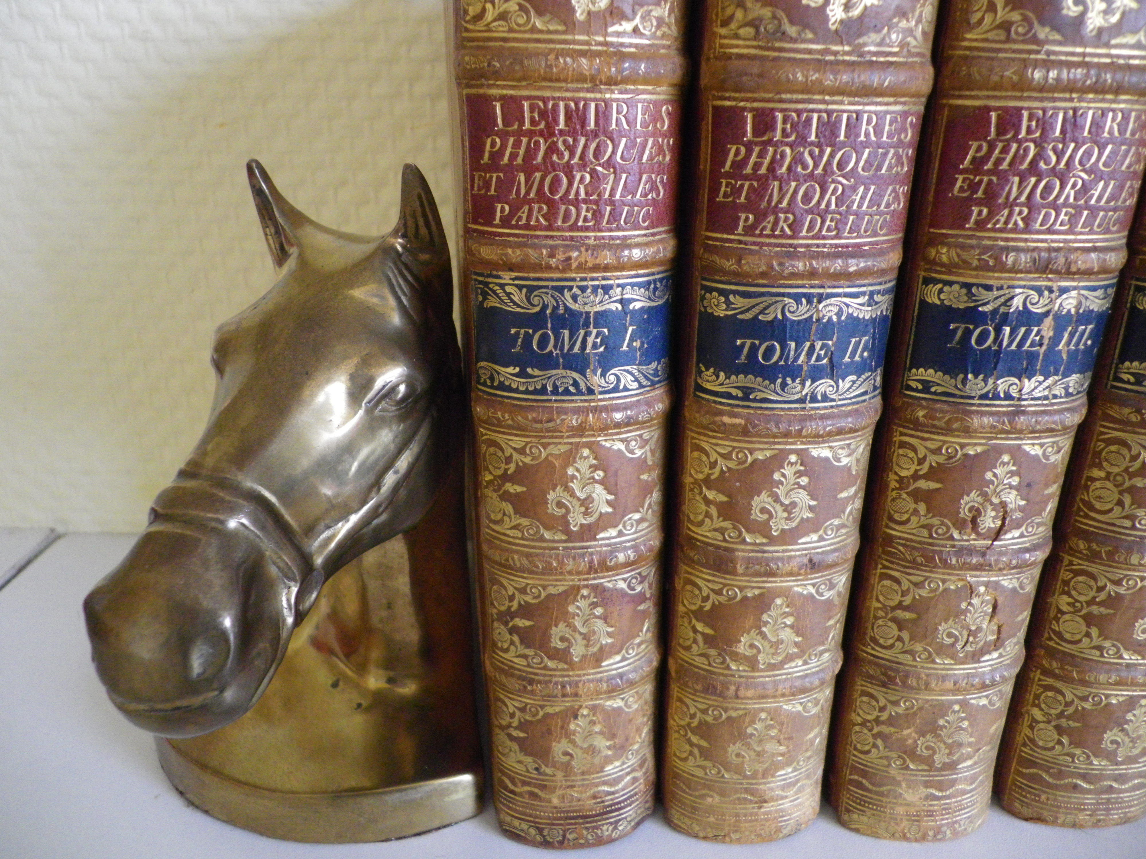2 Horse-shaped bookends  in brass