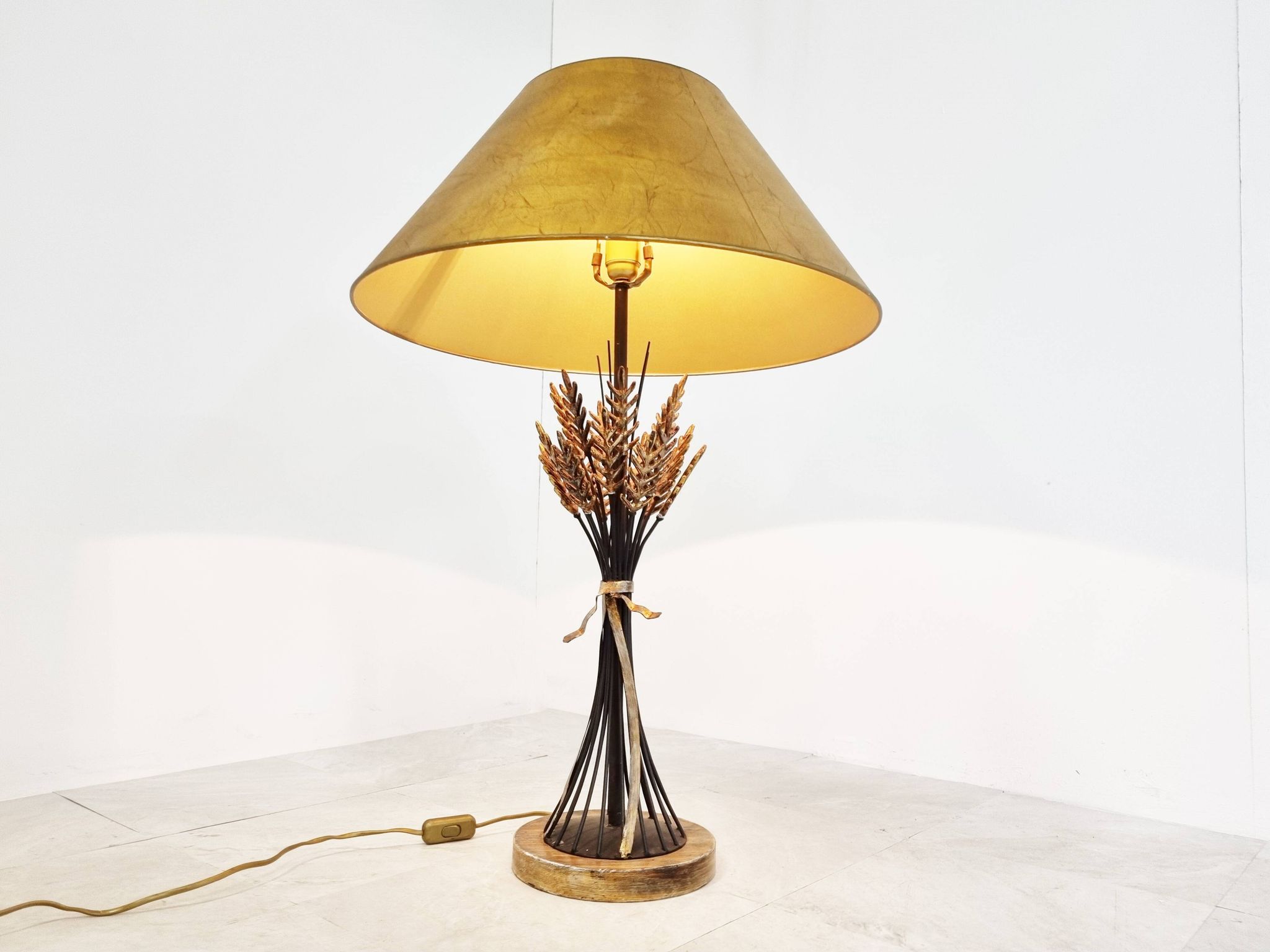 Lampe de table vintage en forme de gerbe de blé - années 1960