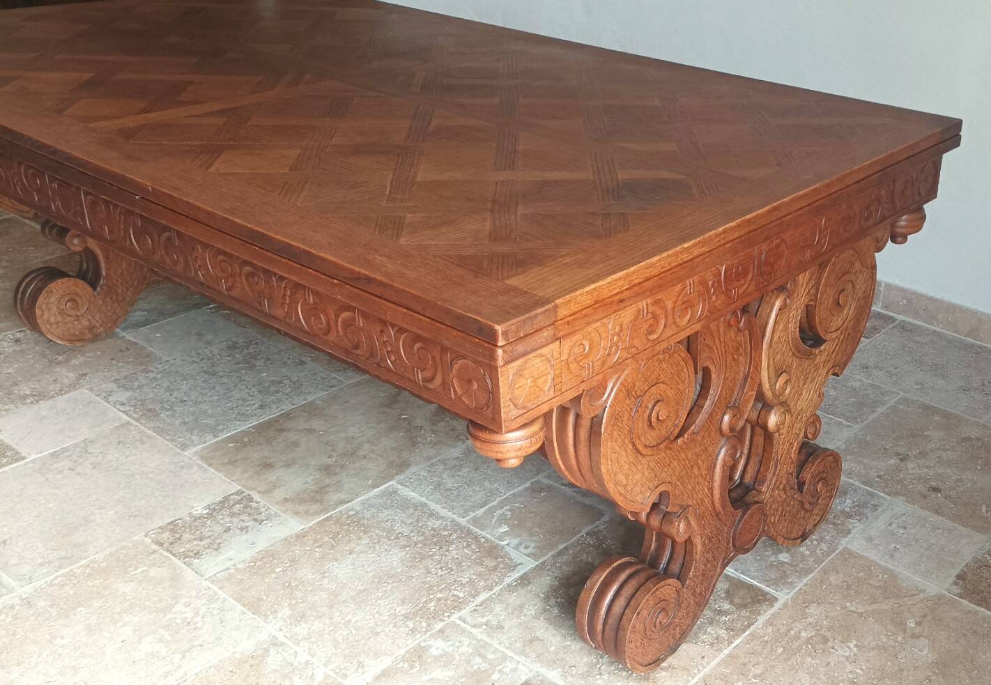 Rocaille table in carved solid oak