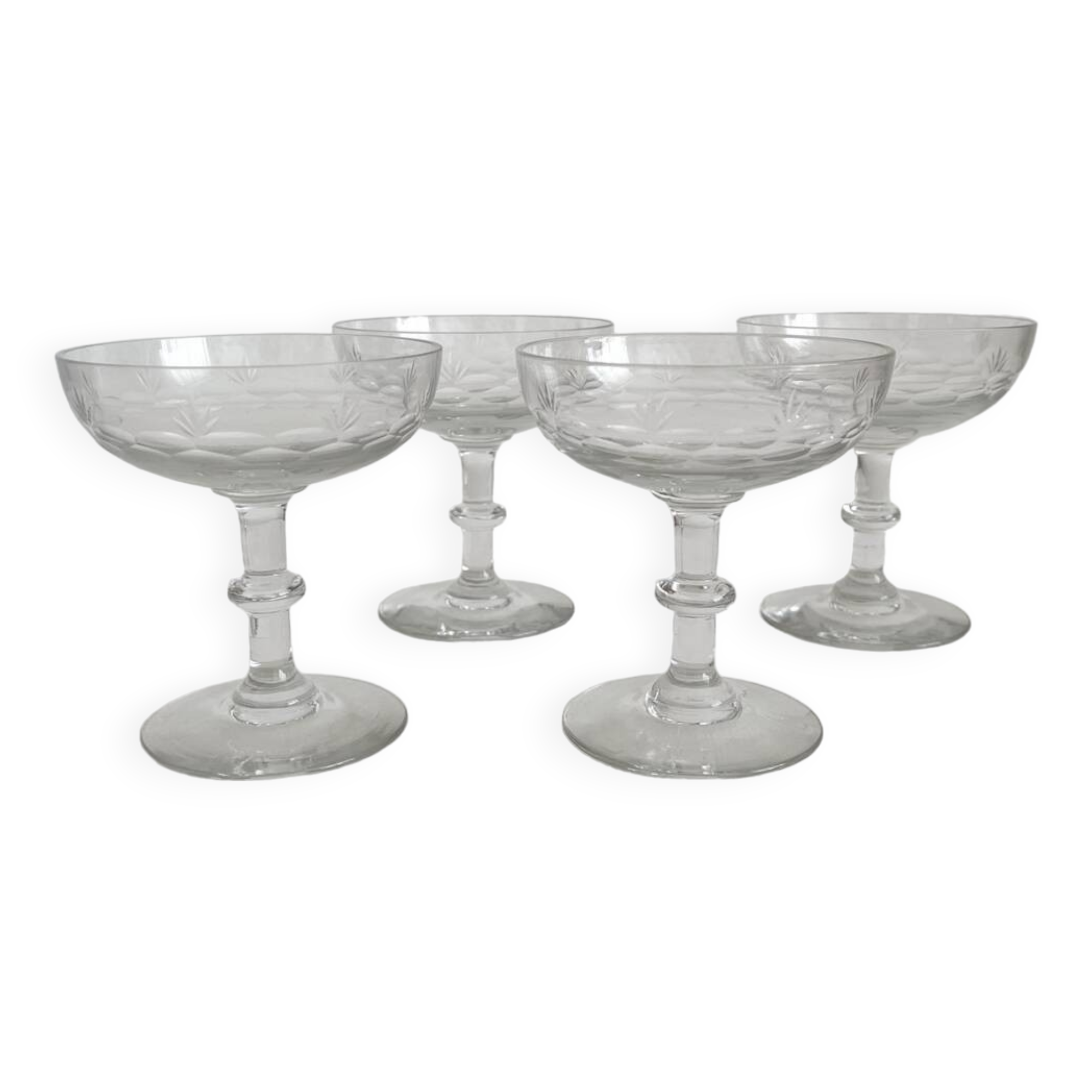 4 antique champagne glasses in engraved glass decor