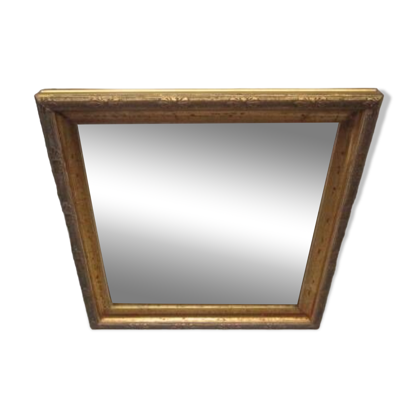 Small old mirror in wood and gilded stucco