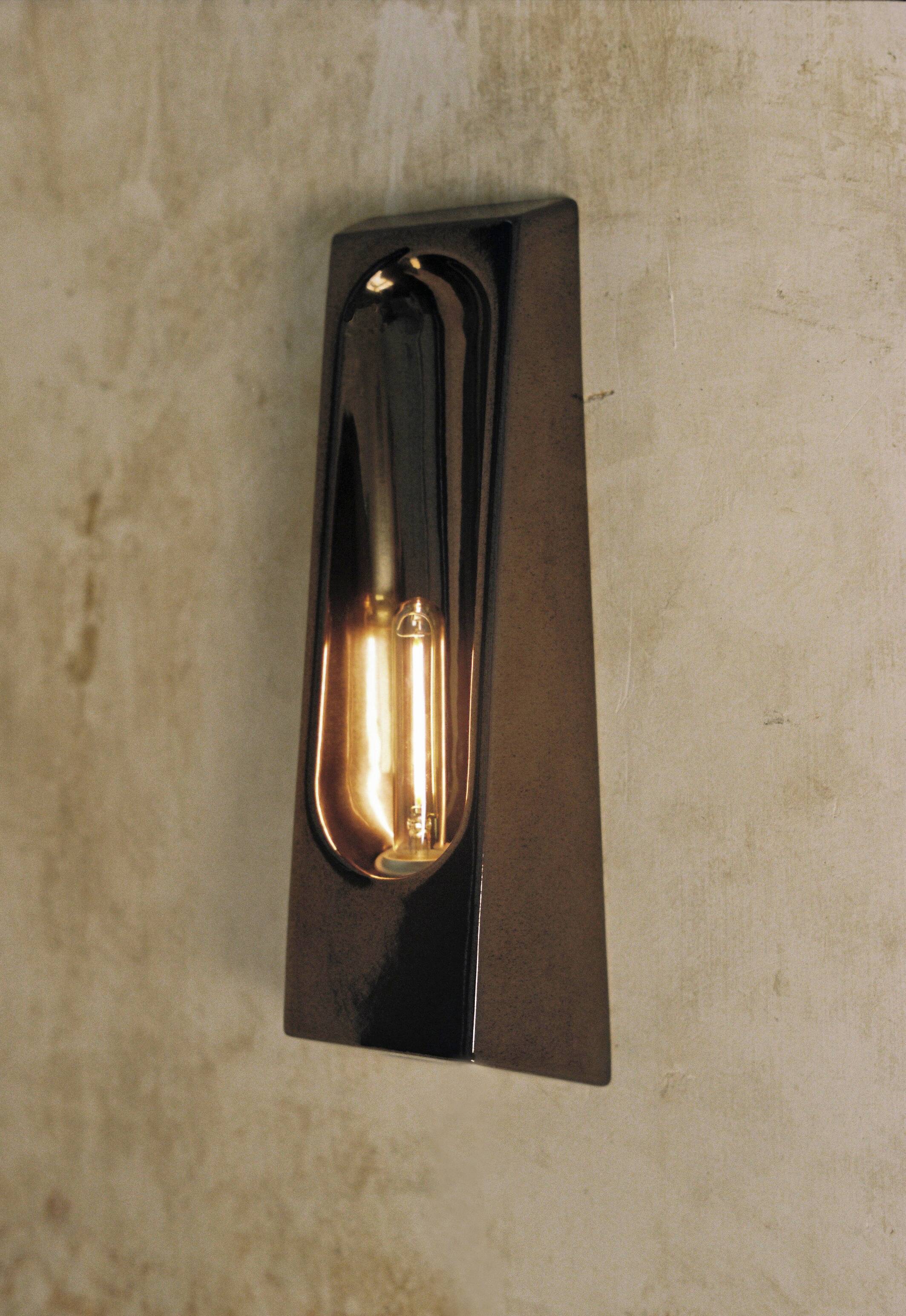Bronze alcove wall light - violaine d'harcourt