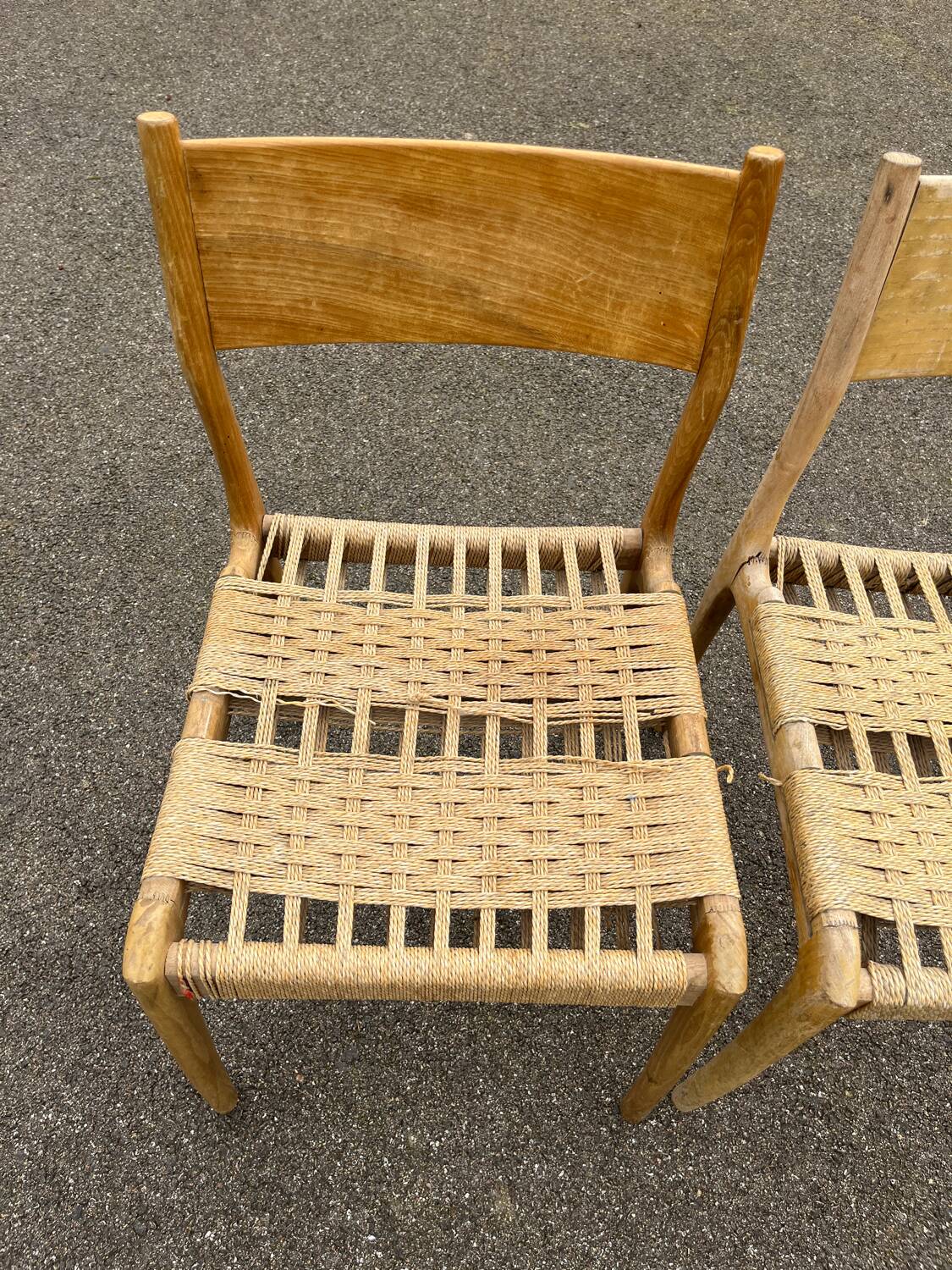 Pair of vintage Havana model chairs for Condorzio Sedie Frueli, Italy. 1960s