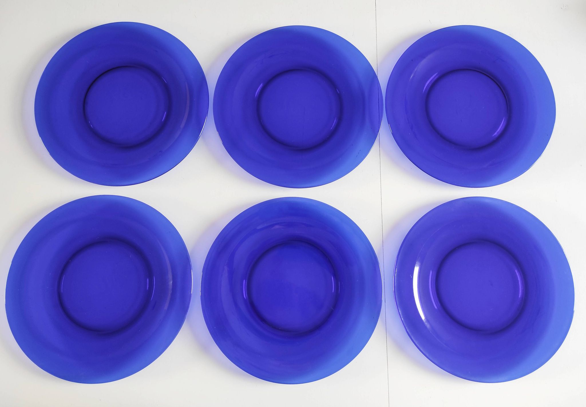 6 blue glass dishes