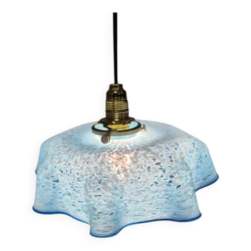 Abat-jour ancien en verre moucheté bleu et blanc – Bord ondulé – Vintage