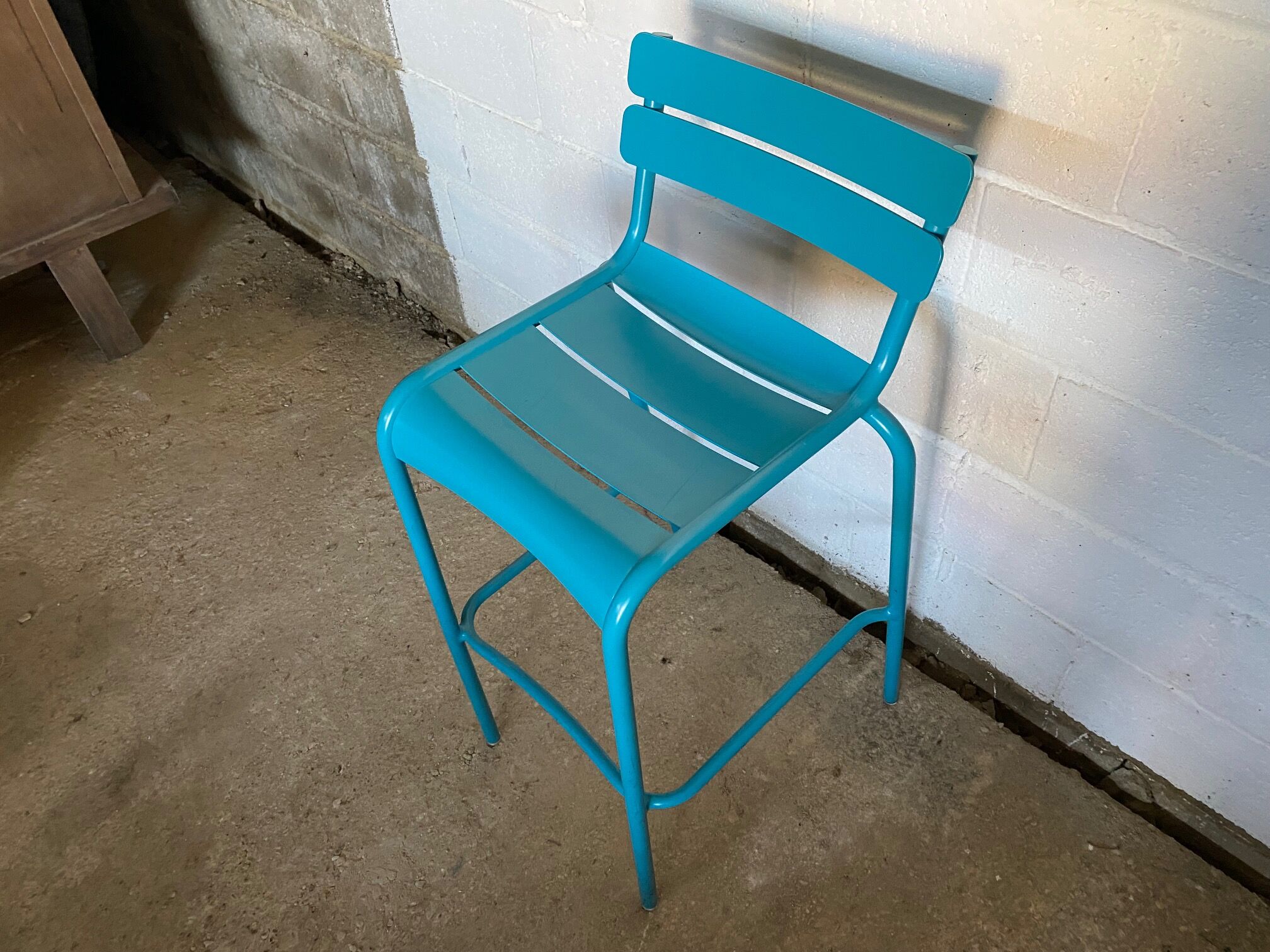 Tabouret de bar Luxembourg Fermob bleu empilable