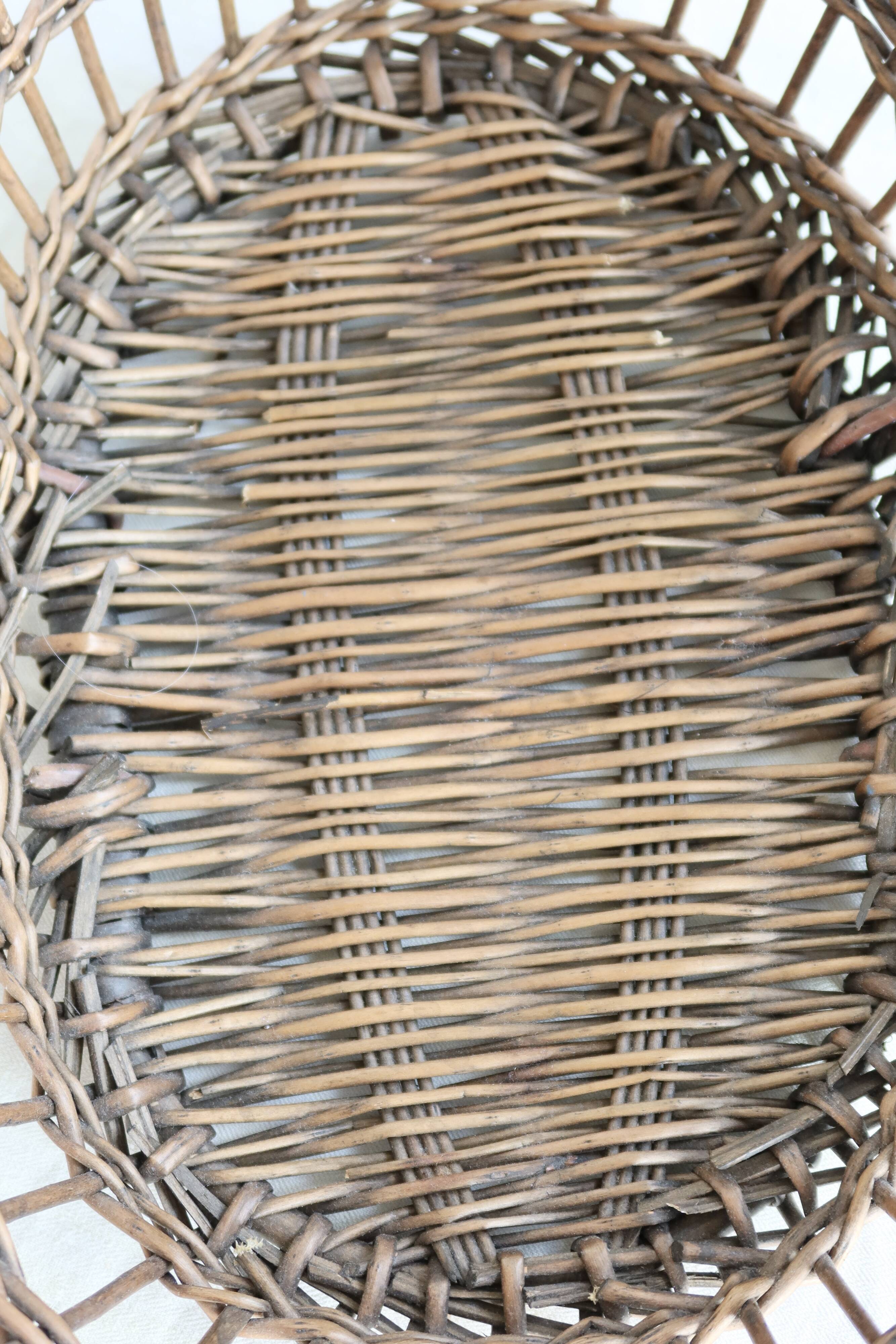 Vintage oval wicker basket – Double handles