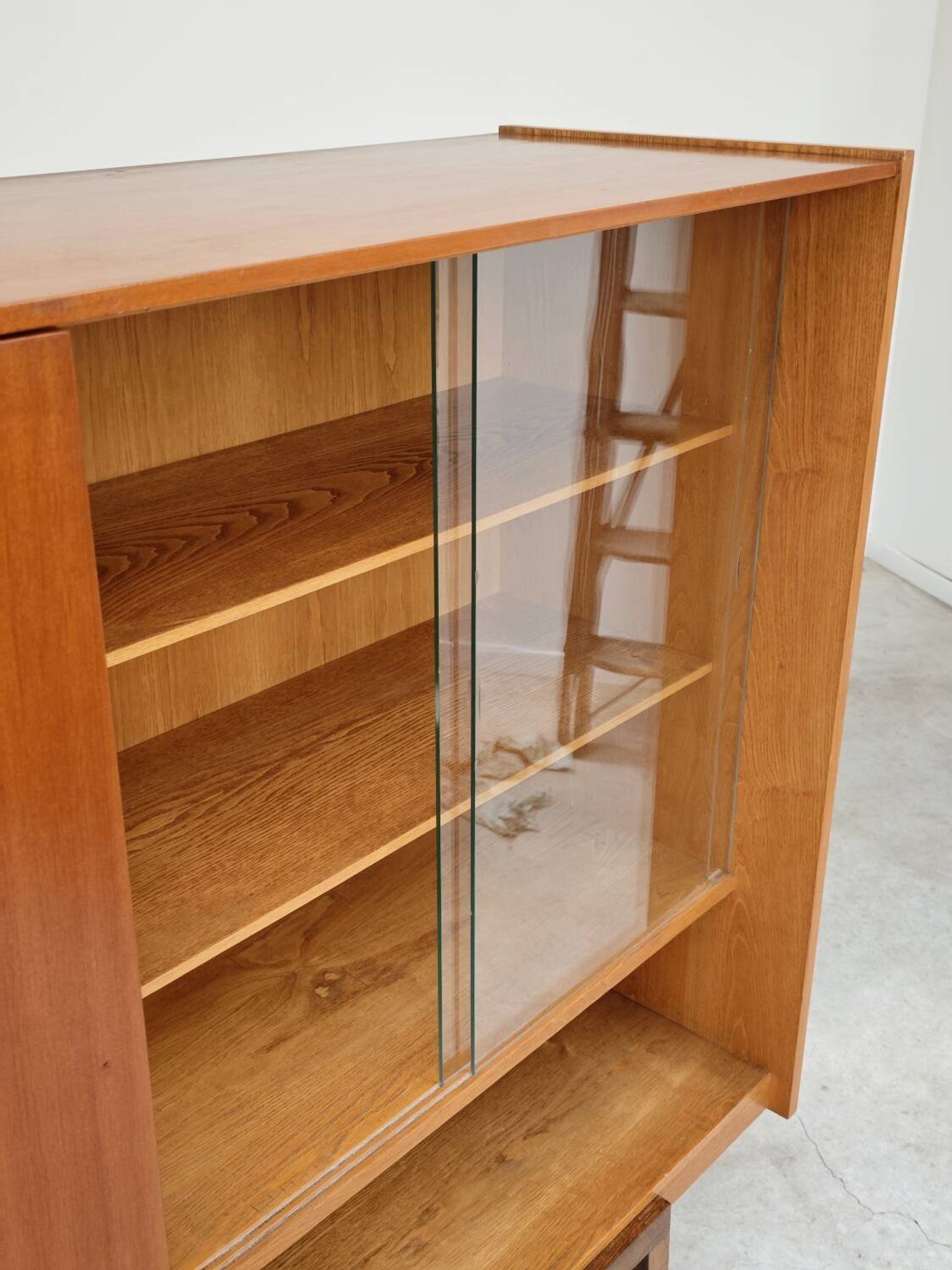 High Buffet Dresser Frantisek Mezulanik for Up Zavody 1960