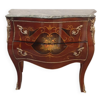 Bombé chest of drawers in the French Louis XV style.