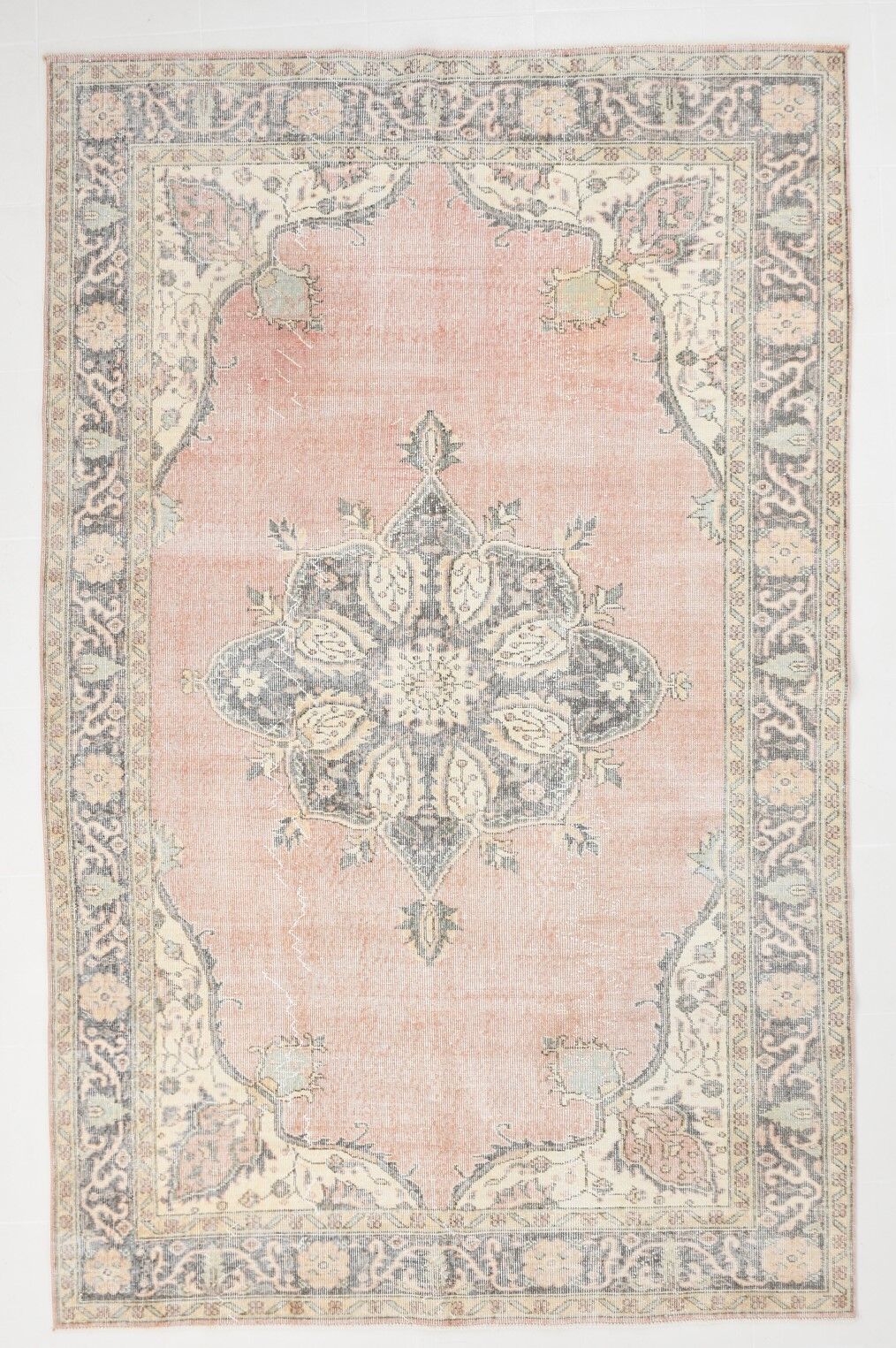 Faded red classic carpet 302x183