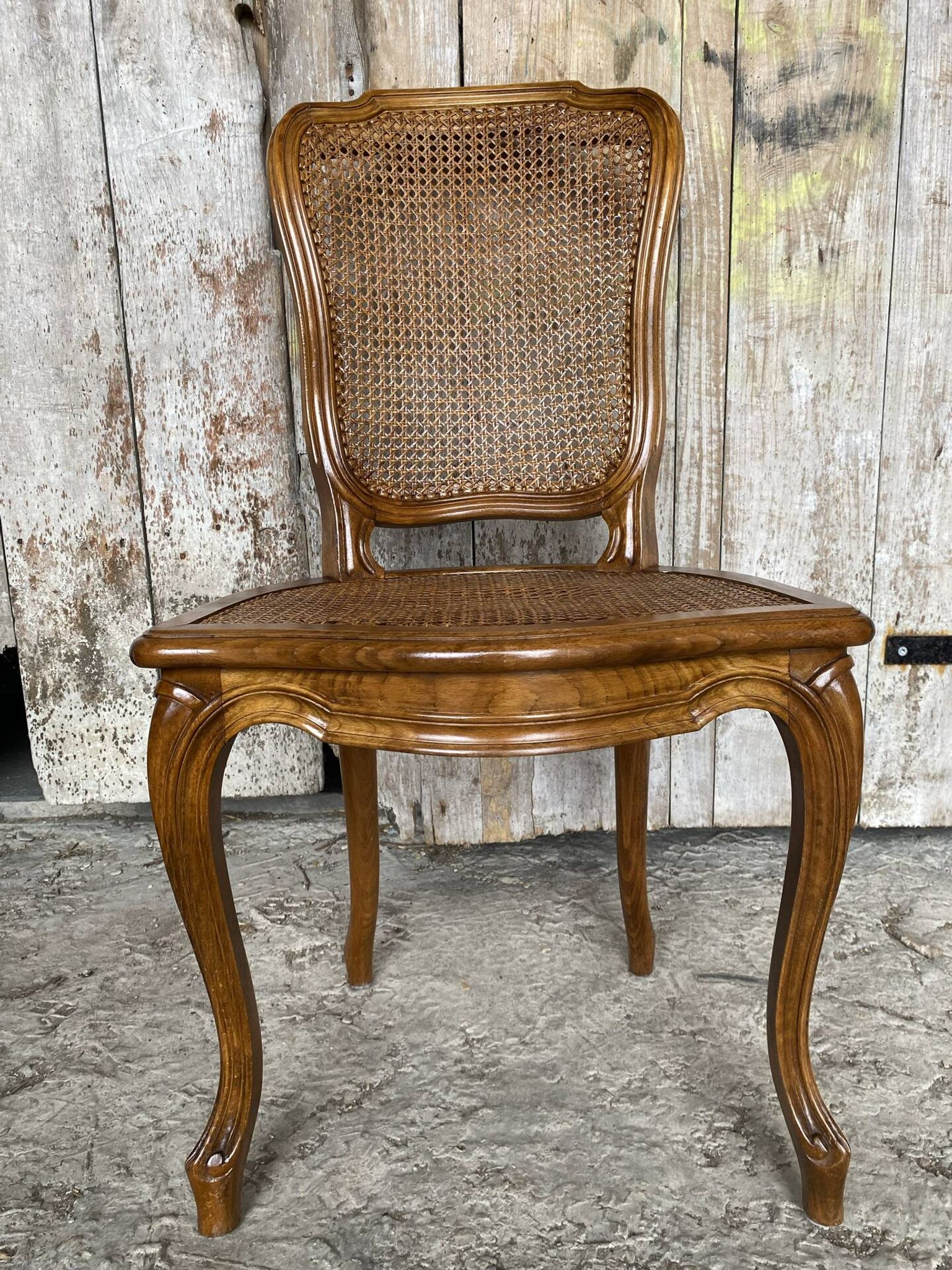 Chaise ancienne style louis xv merisier + assise cannée vintage