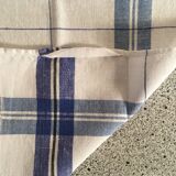 4 red and blue mixed tea towels