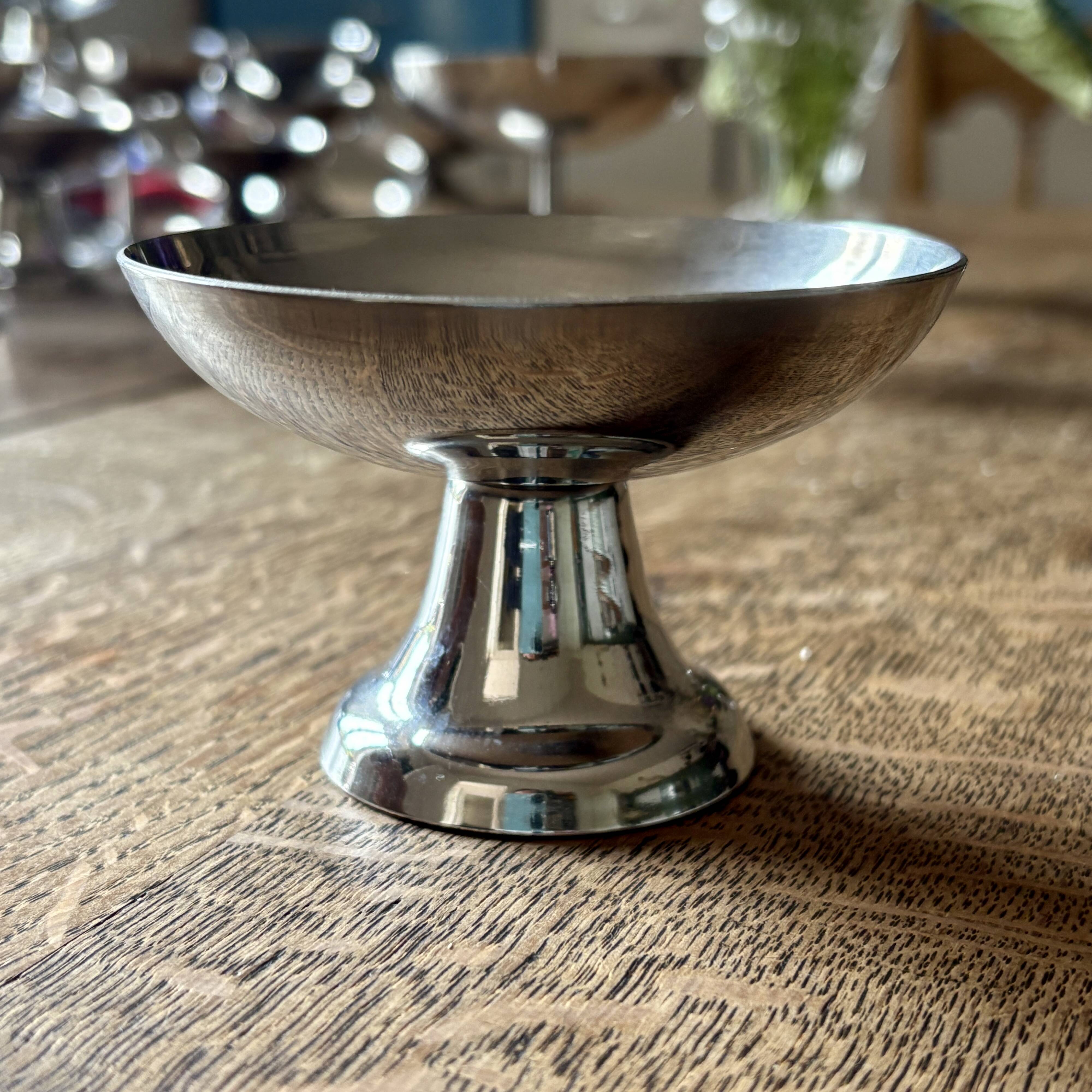 Set of 16 vintage stainless steel dessert cups