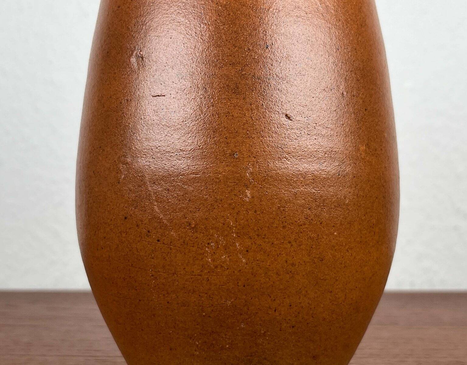 Minimalist vase from East German workshop by Paul Eydner, Waldenburg, 1960s.