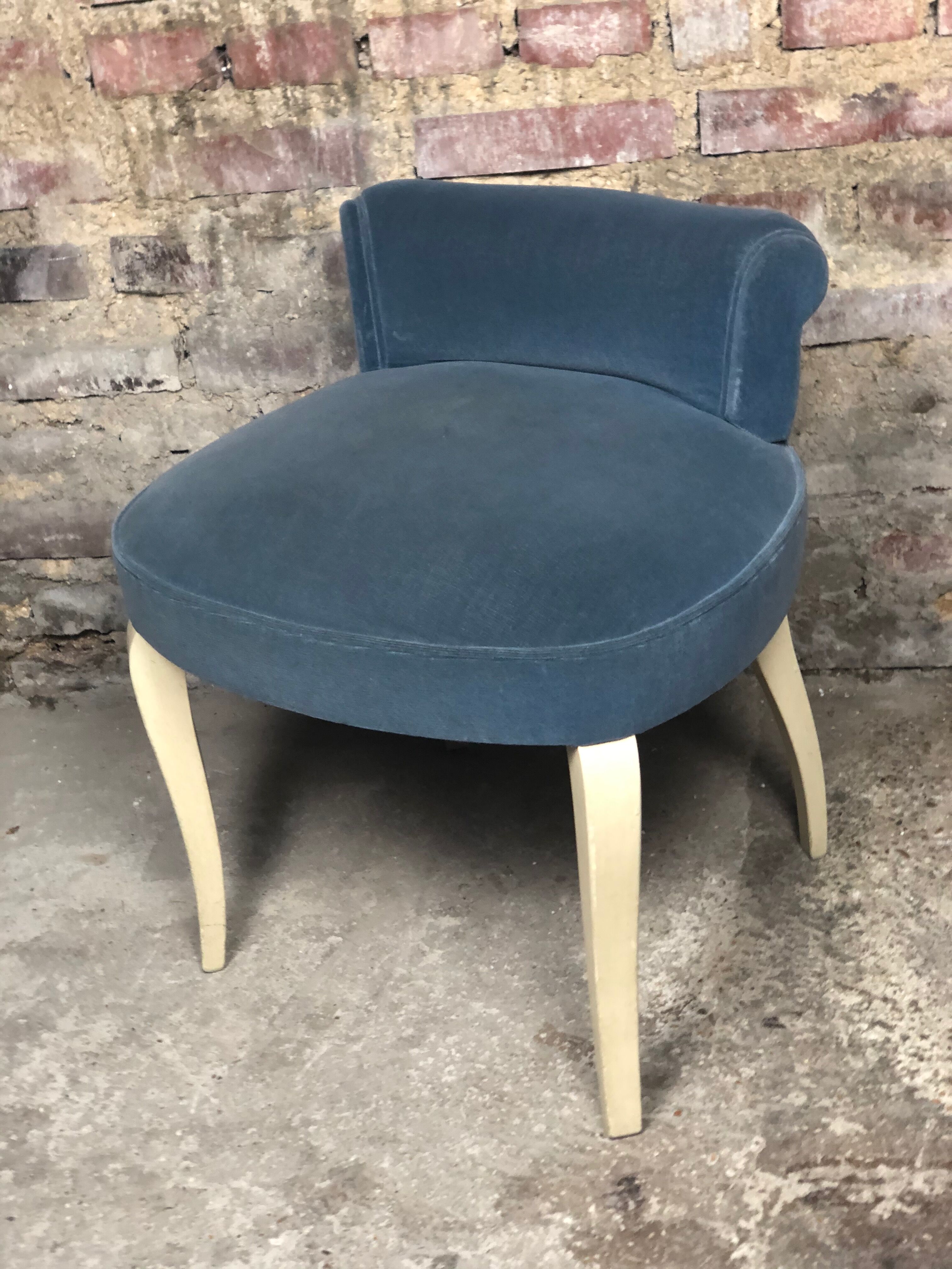 1930 blue velvet hairdresser chair and curved wooden feet