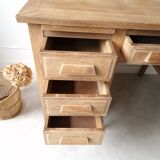 Master desk