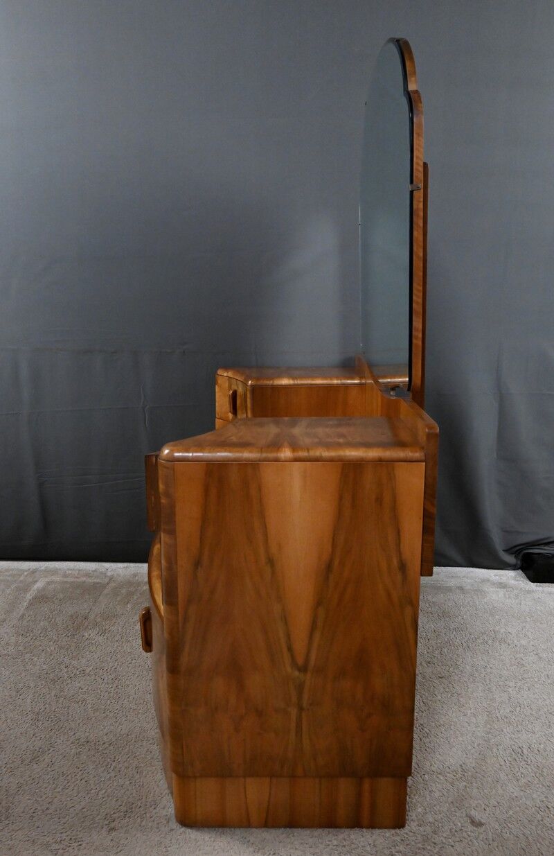 Commode-coiffeuse en ronce de noyer, Angleterre – 1920