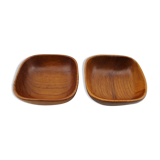 2 cups or empty pockets teak