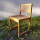 Paire de chaises cannées bois vernis vintage