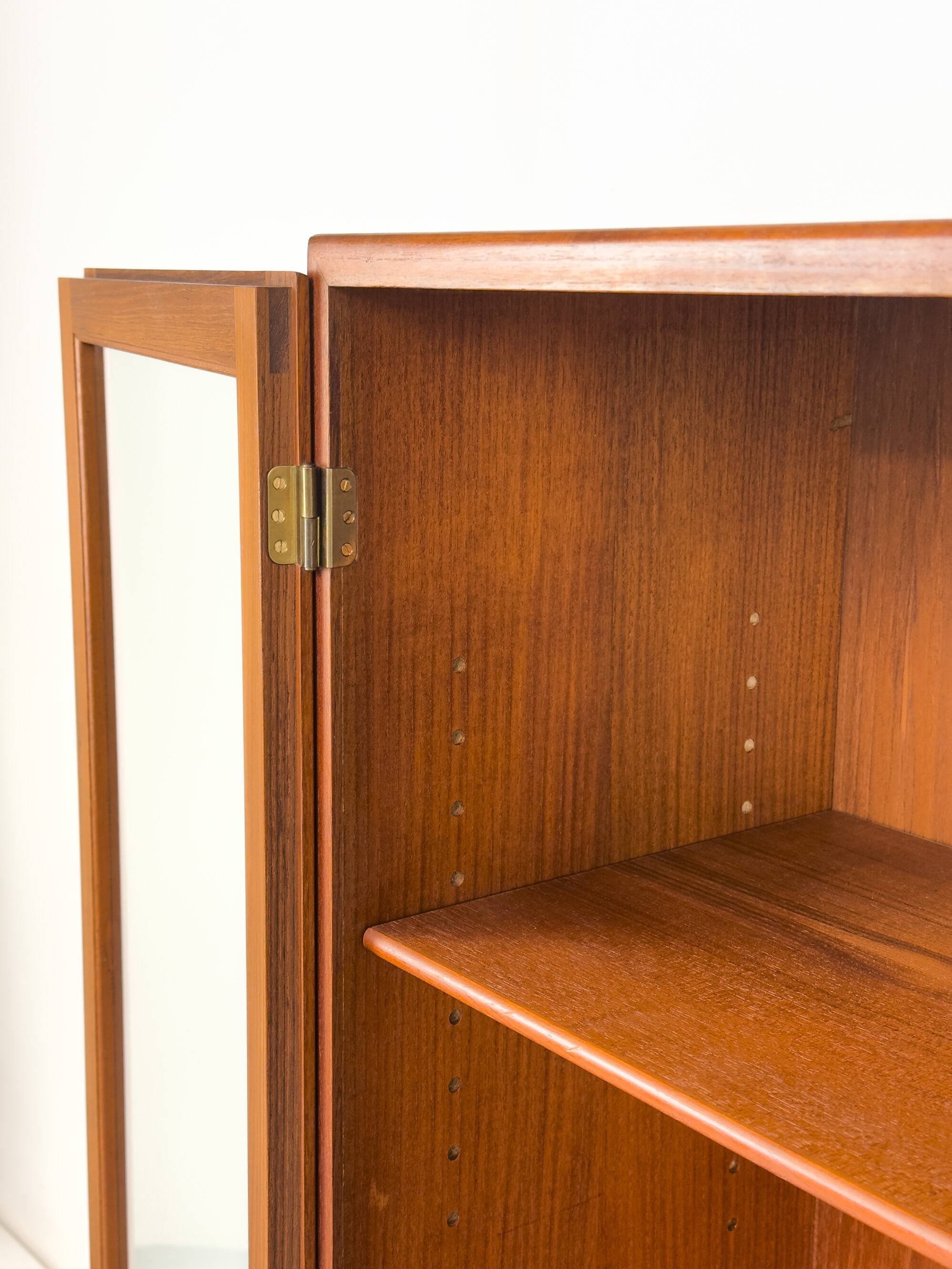 Danish Display Case in Teak by Børge Mogensen for Søborg Møbelfabrik, 1960s