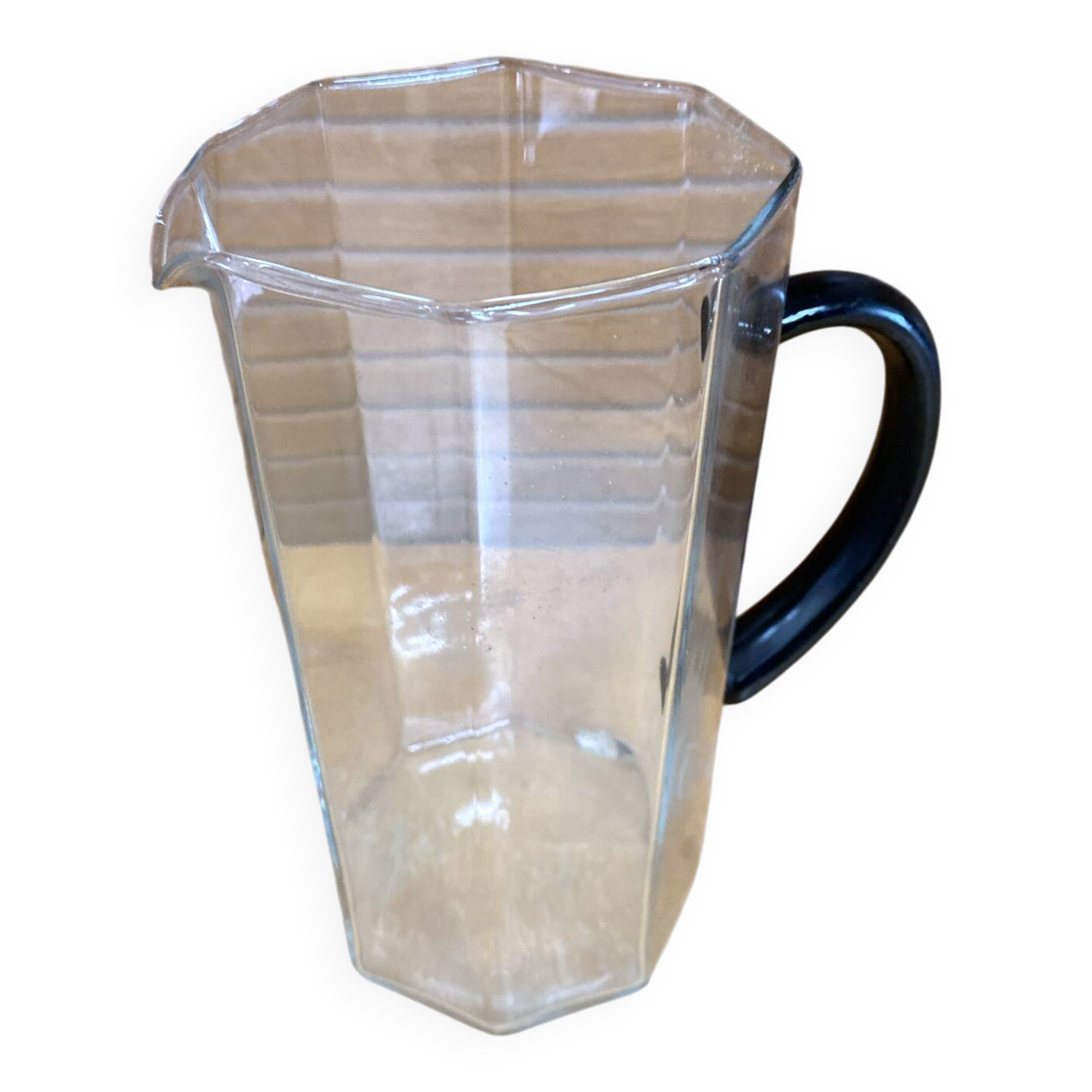 Old pichet arcoroc model octime transparent glass + black handle wine